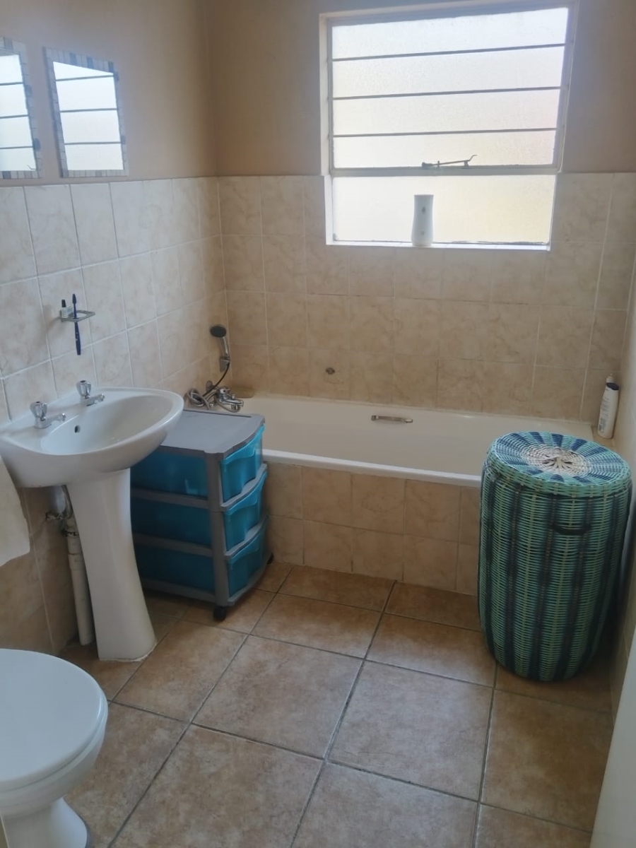 To Let 3 Bedroom Property for Rent in Brits North West